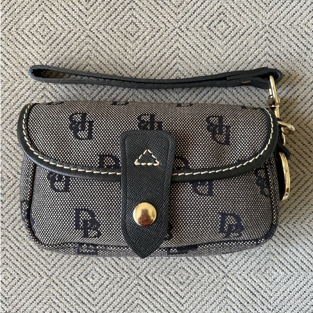 Dooney & Bourke Monogram Signature Black & White Flap Wristlet Gold Blue Tag